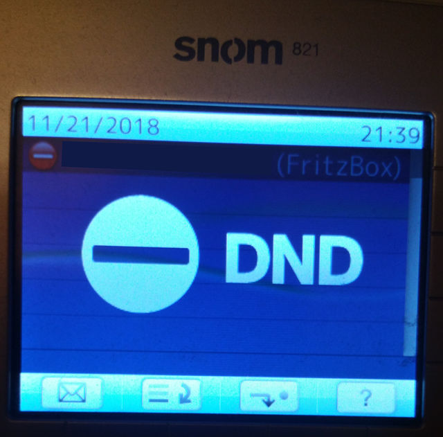 Control the DND status on Snom VoIP phones